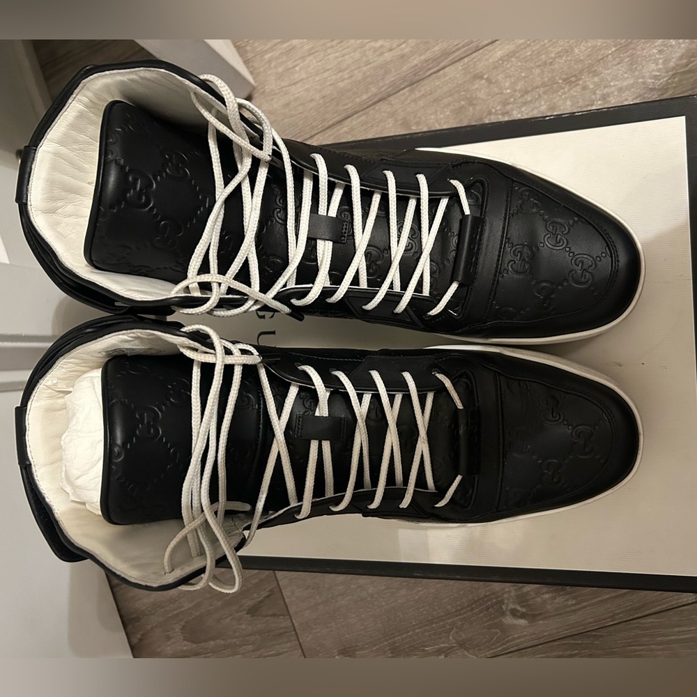GUCCI AUTHENTIC